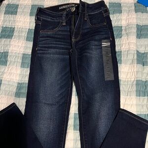 Brand new women’s American eagle jeans size 00